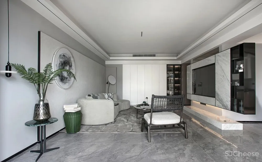 集清爽净透于一身，演绎优质生活范本！