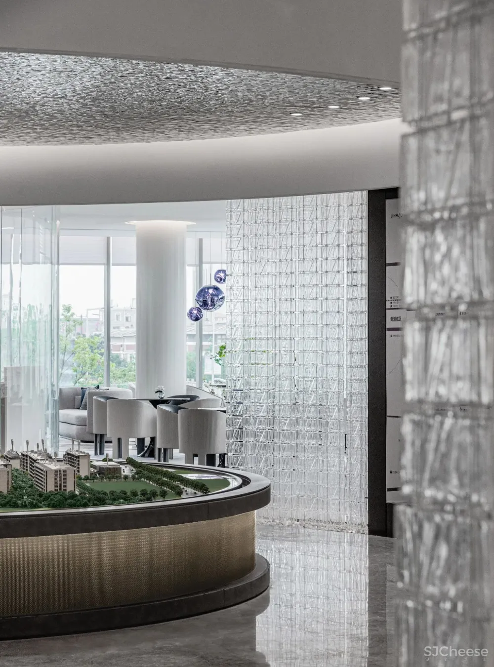 飞视新作 「 浩瀚空蒙 、轻盈通透」融创上海映红桥展示中心