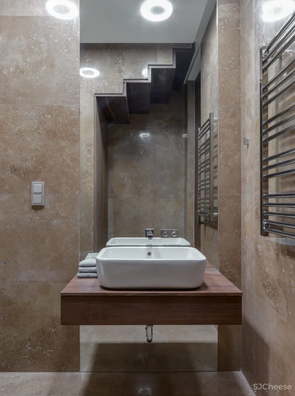 温馨优雅的顶层住宅