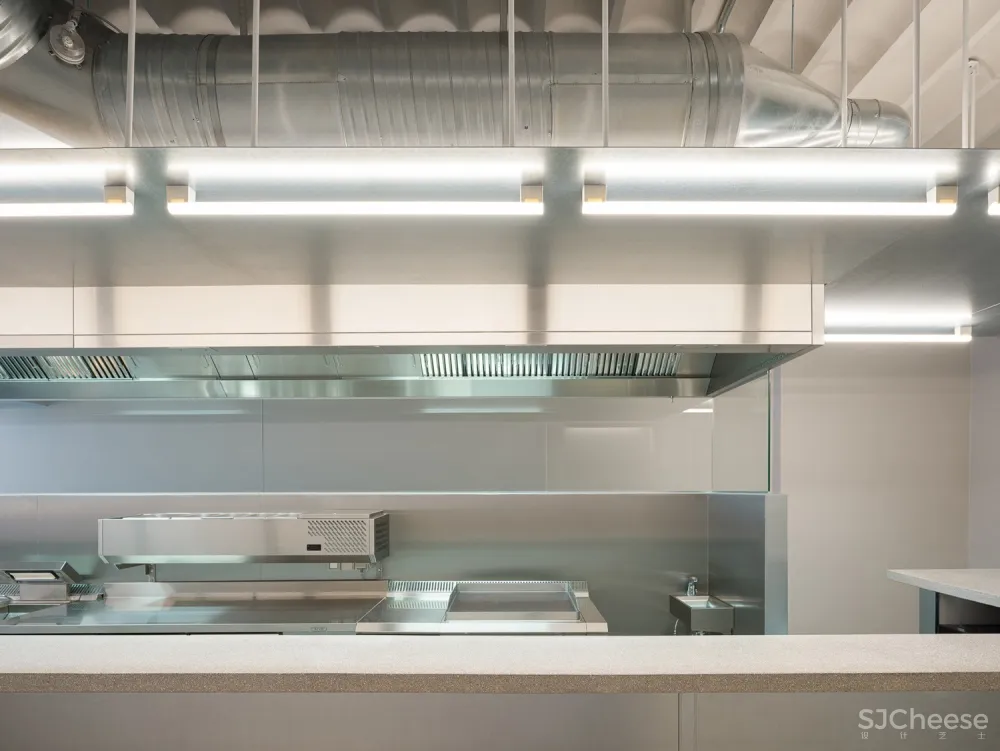 首发 | DAVID THULSTRUP工作室设计,哥本哈根简约风格汉堡店