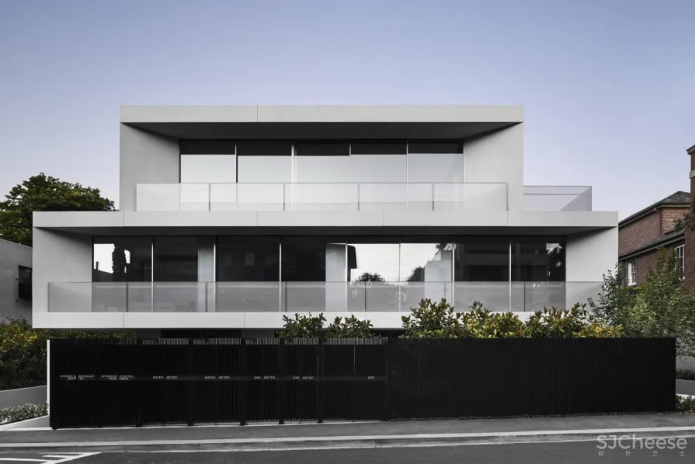 Carr Design | 131 Residences , 光和形式的概念