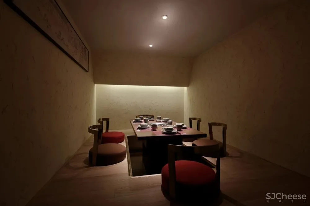 餐饮设计【艺鼎品牌全案】北欧小镇携手居酒屋,打造都市生活聚会场!