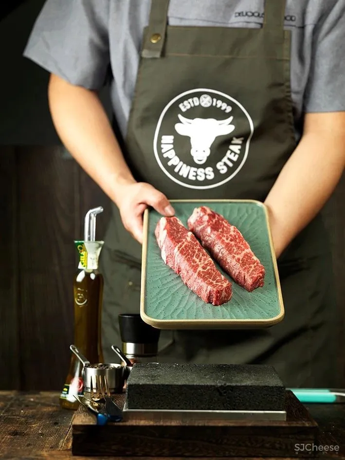 餐饮设计【艺鼎品牌全案】北欧小镇携手居酒屋,打造都市生活聚会场!