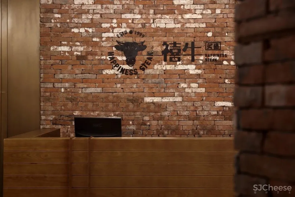 餐饮设计【艺鼎品牌全案】北欧小镇携手居酒屋,打造都市生活聚会场!