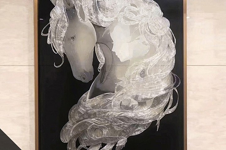 手工画的质感——白马之恋