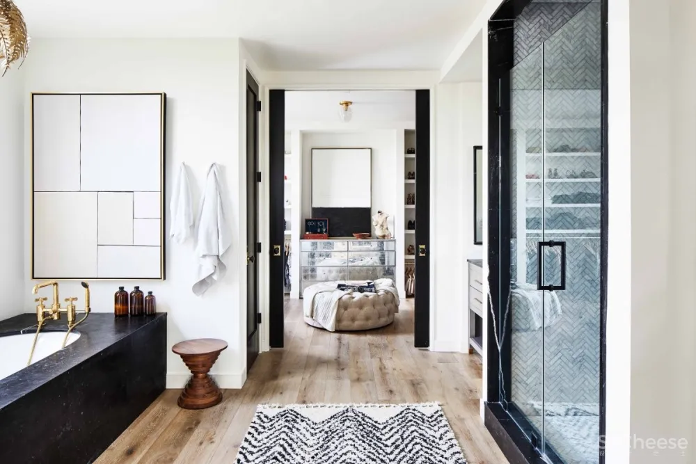 一个让人感觉舒适、易于居住的房子,但又不只是平庸