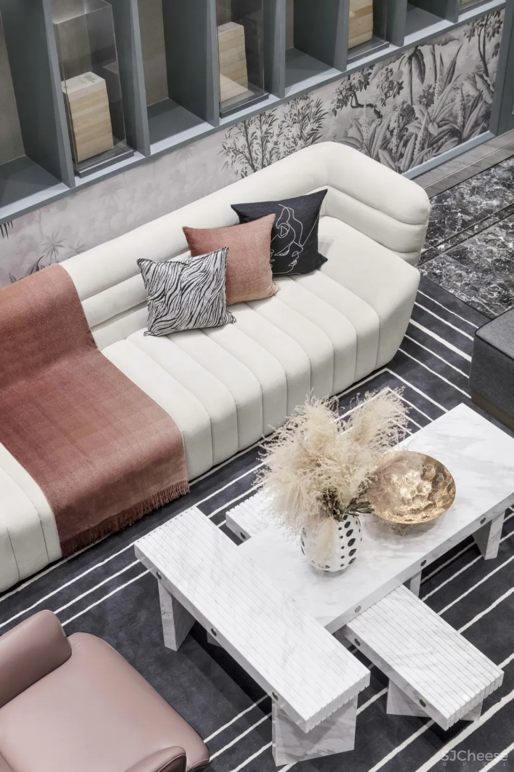 400㎡法式浪漫别墅,致敬经典的现代优雅演绎装修设计案例|