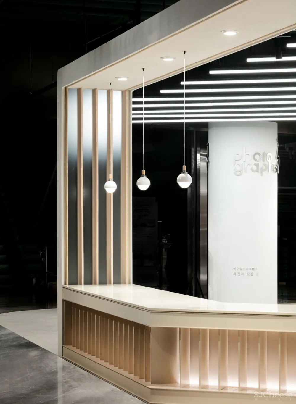 Labotory | 291 Photo Grabs , 照相和相机精品店