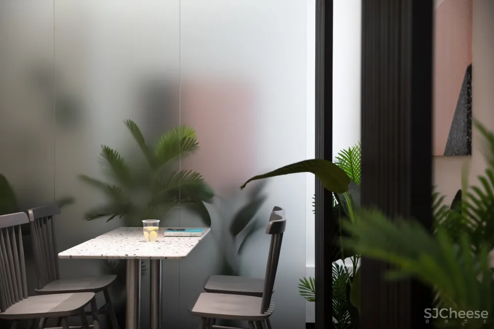 质感设计工作室 | MySpace私域烘焙店 - 花园.房:花园包裹的私密空间