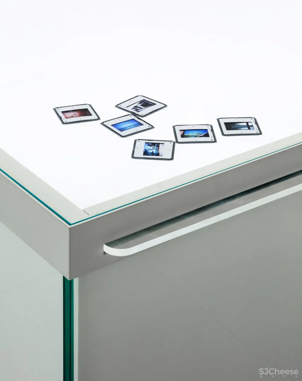 Labotory | 291 Photo Grabs , 照相和相机精品店