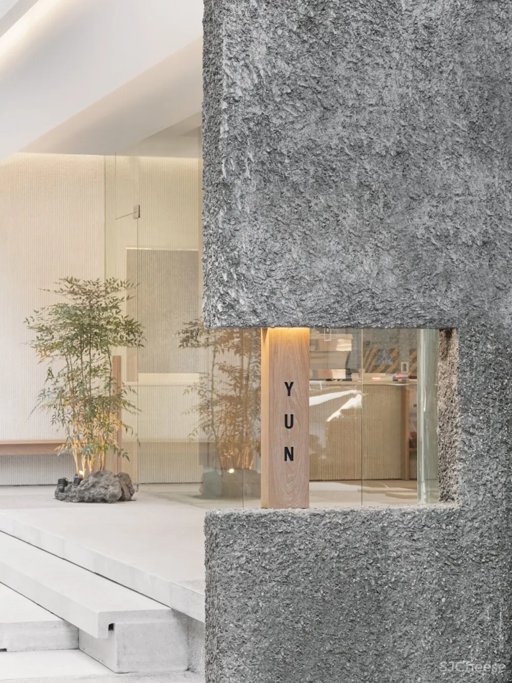 Labotory | Yun Seoul , 东西方的平衡