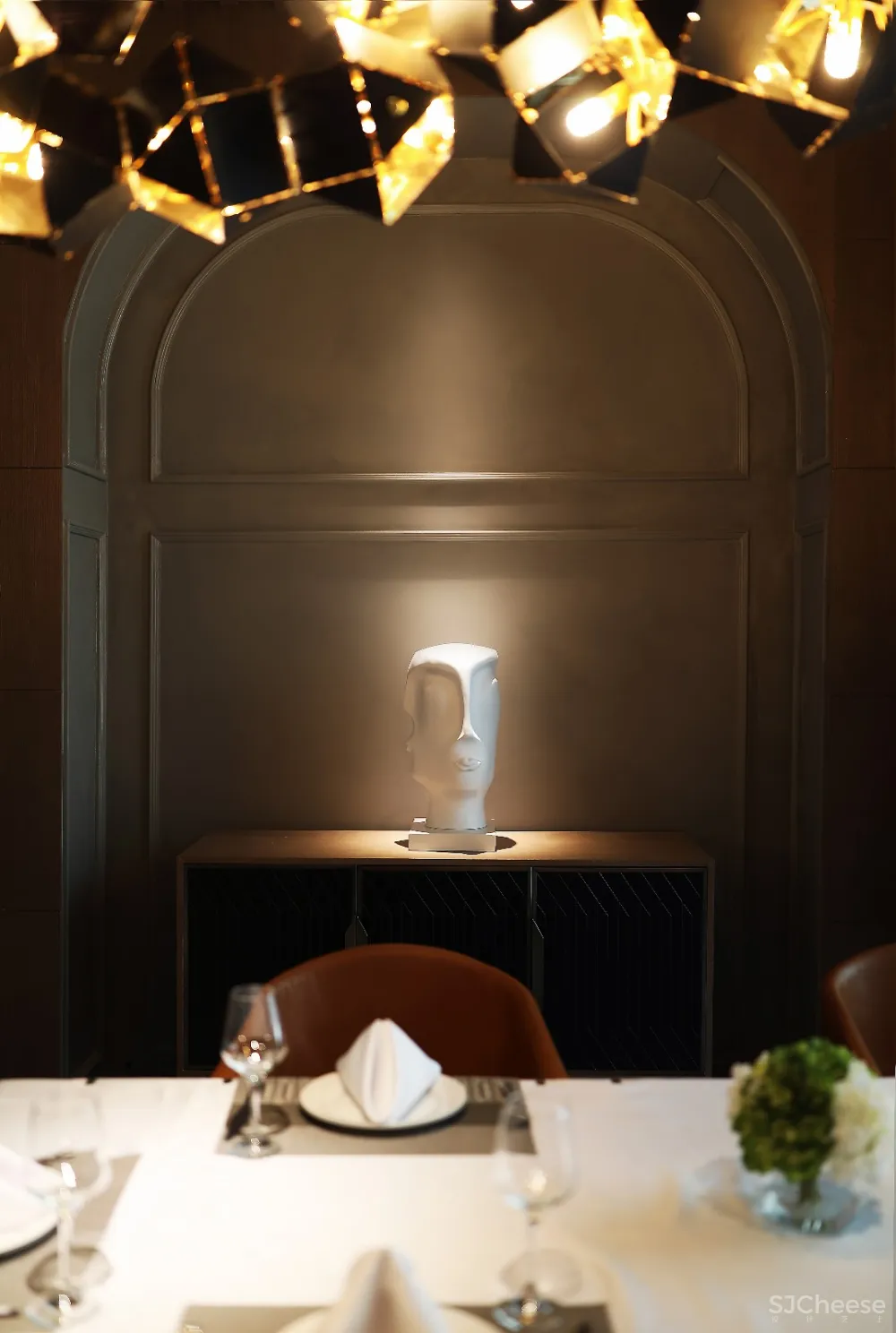 贵阳卢浮宫金熙酒店 中深建设计院