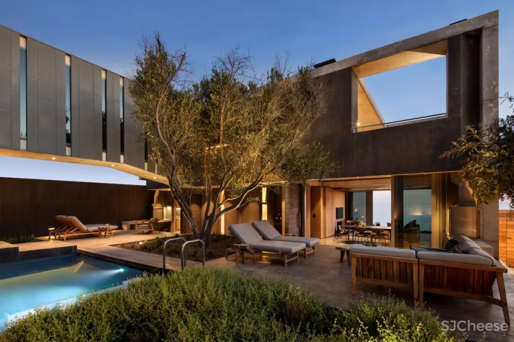 Gavin Maddock | Olive Tree Villa , 现代豪华的海滨别墅