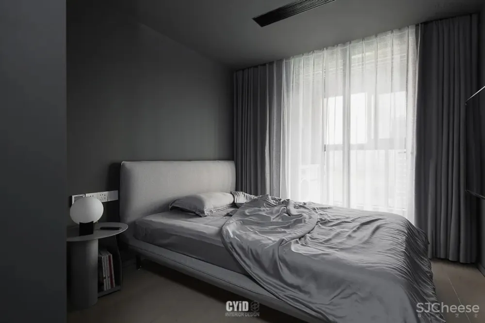 他家放荡不羁的暗黑系,让你再次为黑色沉迷 辰佑设计