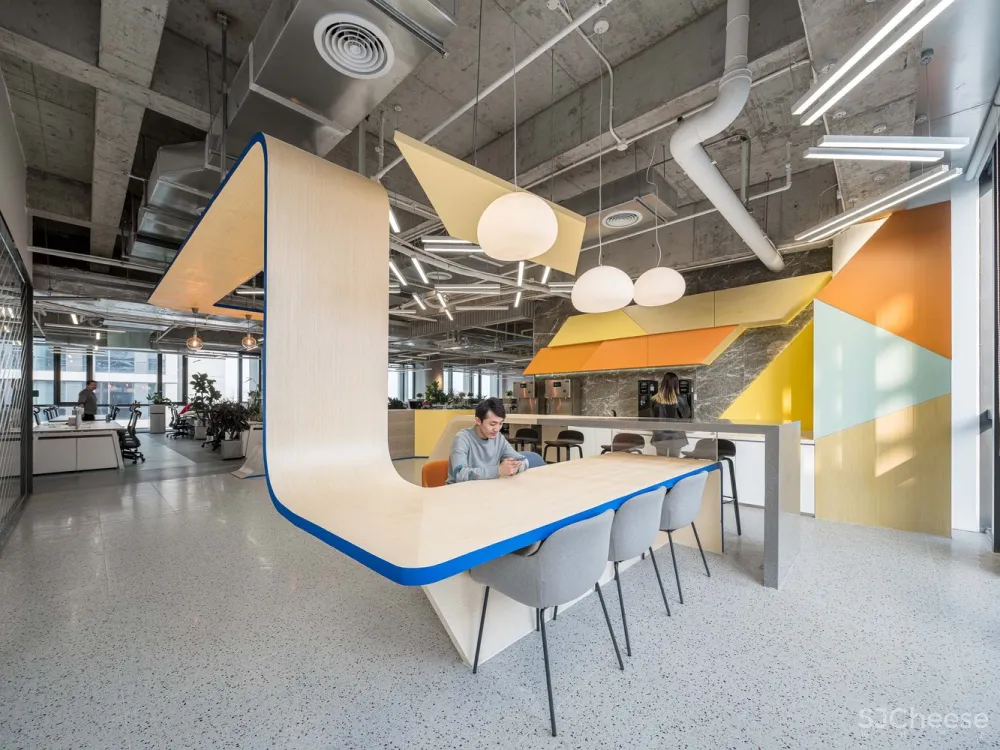 上海·“马克华菲”服装公司总部办公空间 研趣品牌