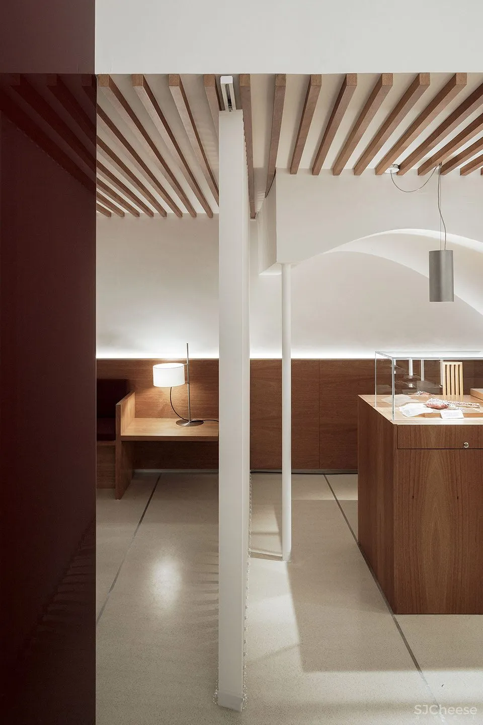 120㎡西班牙J.Prats珠宝店及工作室设计