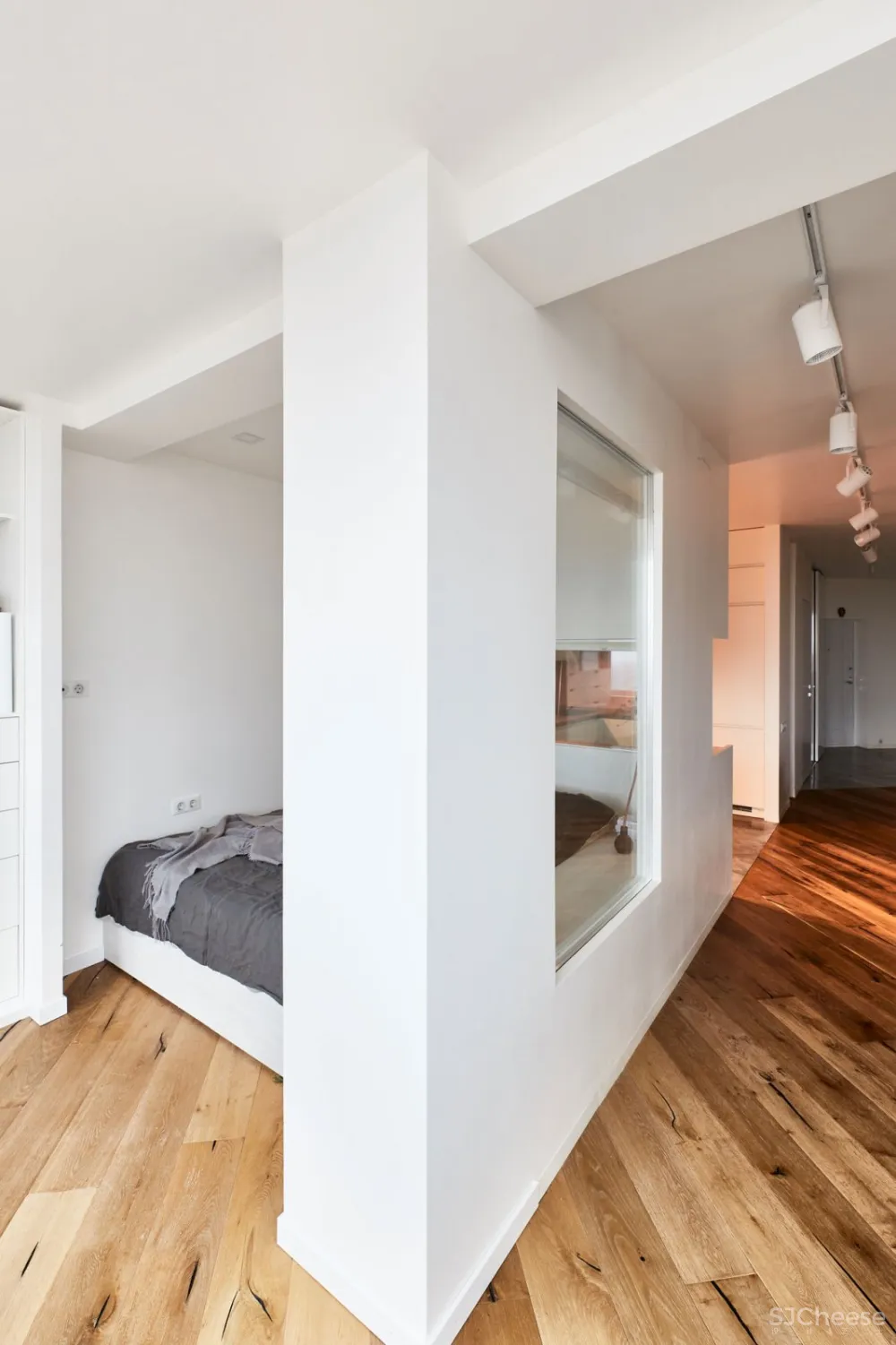 远离喧嚣·莫斯科极简住宅 Ruetemple Studio