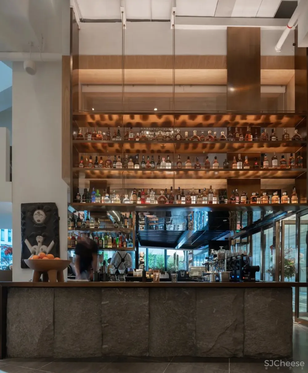 530m²东成西就复合餐厅 埂上设计