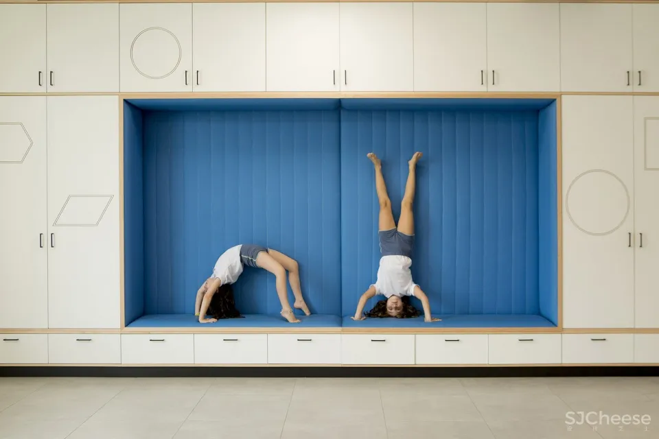 特拉维夫全纳学校,以色列 Sarit Shani Hay