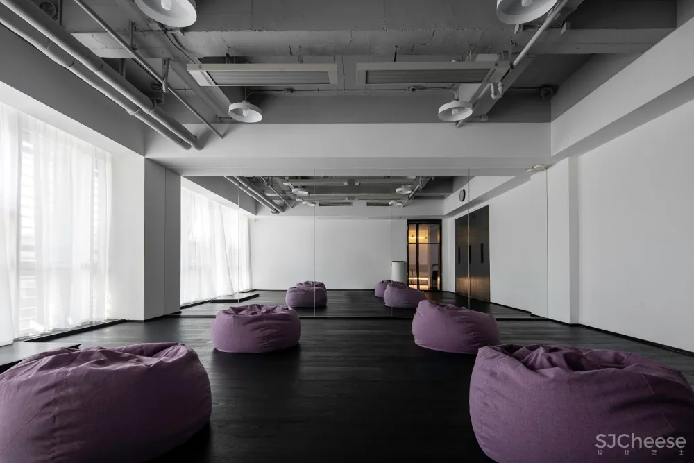 青岛MANI瑜伽会所设计-“风不停水流动”这一理念贯穿整体 艺科设计