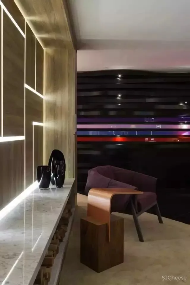 墙面巧用光，开个炫炫的家具店