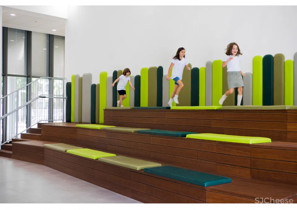 特拉维夫全纳学校,以色列 Sarit Shani Hay