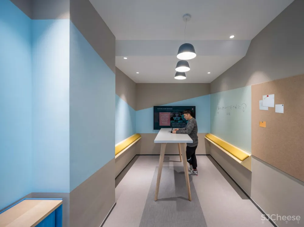 上海·“马克华菲”服装公司总部办公空间 研趣品牌