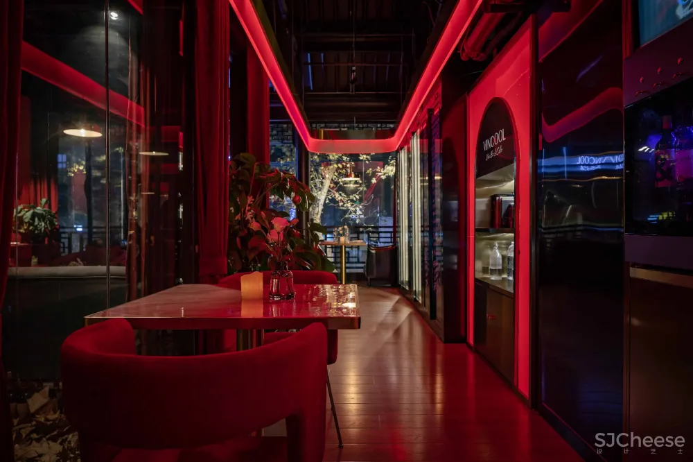 一抹惊艳红酒吧,轻奢商务风 ! 薛Design