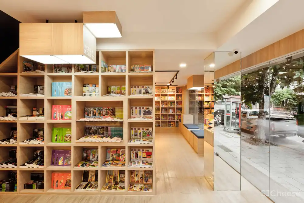 por wor inter bookstore