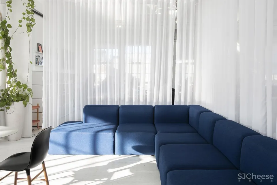 可调节式办公空间 HUT