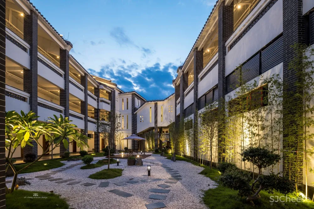 华阳湖.梵啡酒店