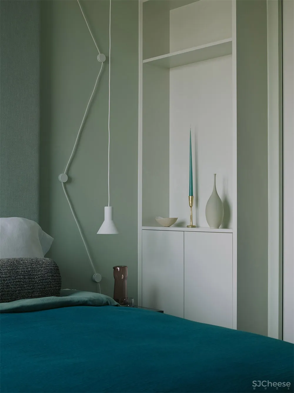 伦敦原BBC总部大楼顶层公寓设计 Waldo Works