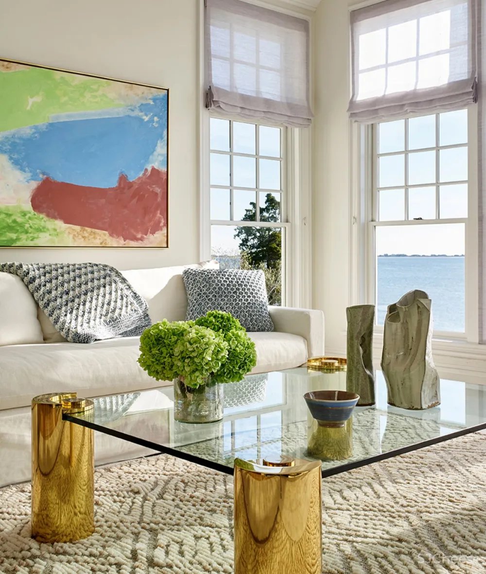 Elena Frampton | Waterfront Estate , 一个独特风味的住宅