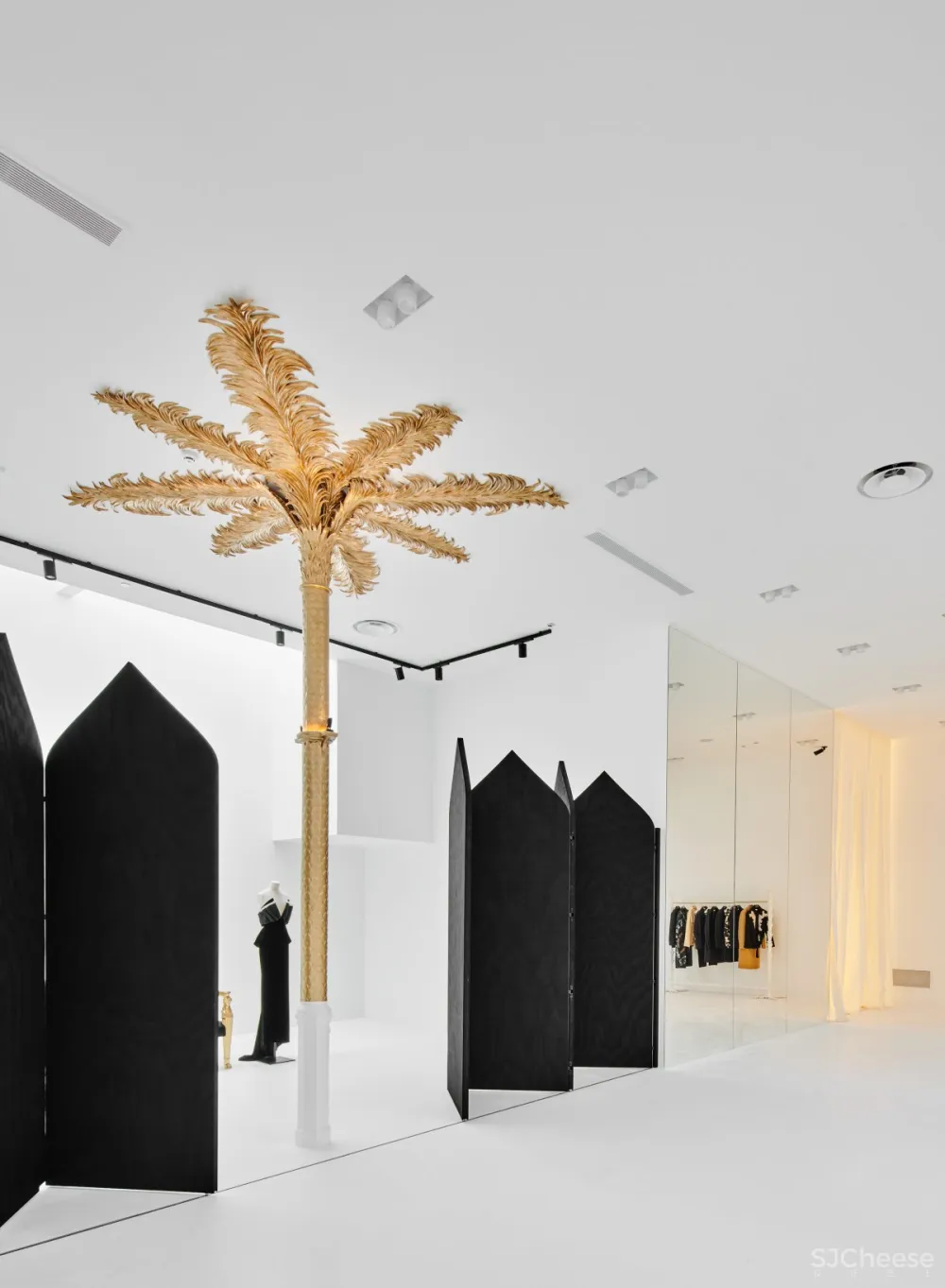Djaba Diassamidze | Darial概念店 , 现代华丽的混泥土设计