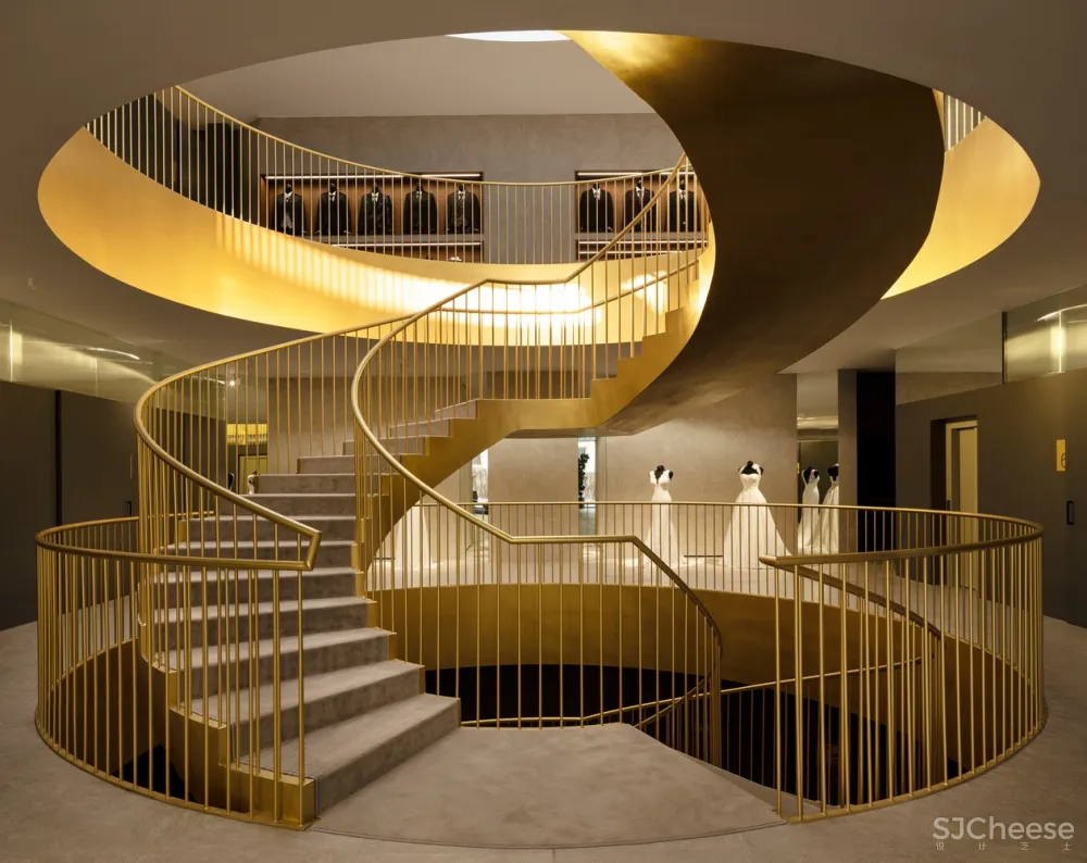 西班牙·SEDKA NOVIAS高级婚纱店 Pablo Muñoz Payá Arquitectos