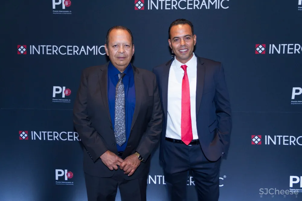 PI设计大奖 瓷砖机构工程创新应用奖: 韦尔塔斯乡村俱乐部 Country Club Las Huertas