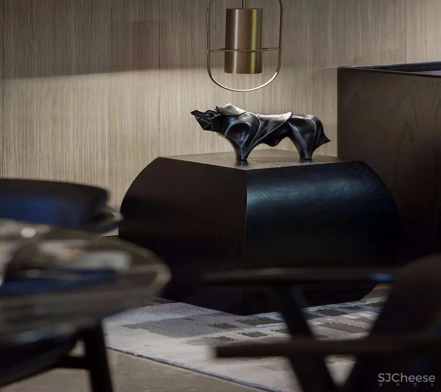 G&K桂睿诗设计丨上海复地雅园公馆：黑白摩登，人文写境