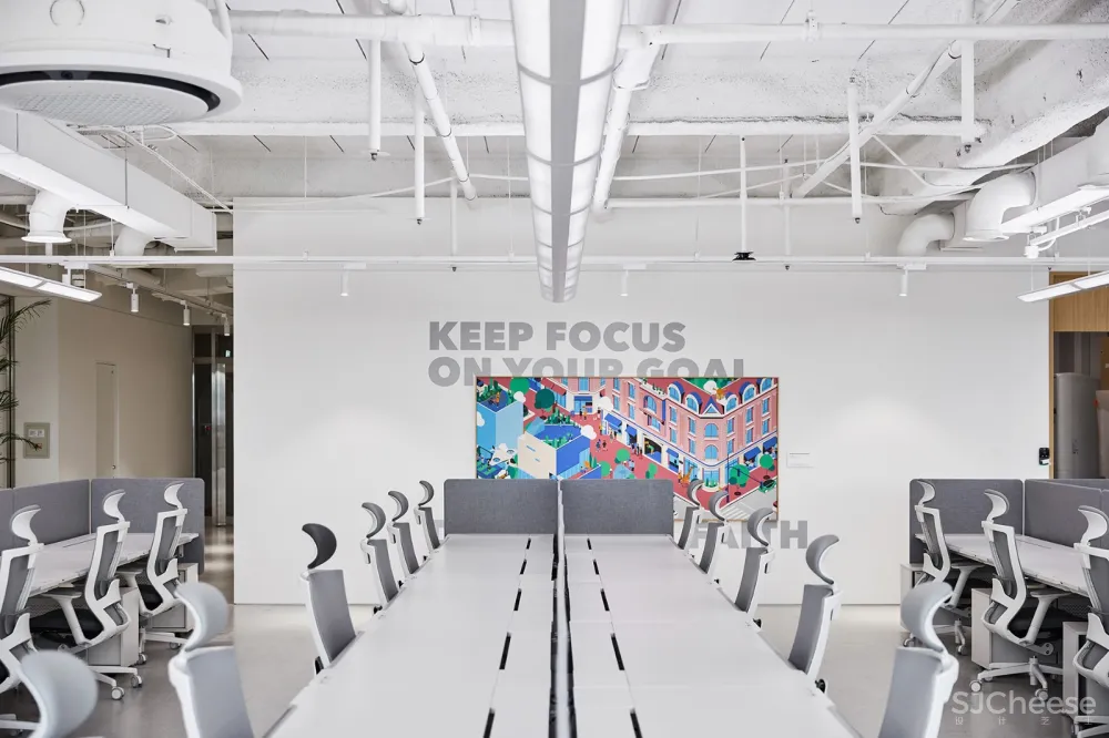 像儿童乐园的办公室 再造设计