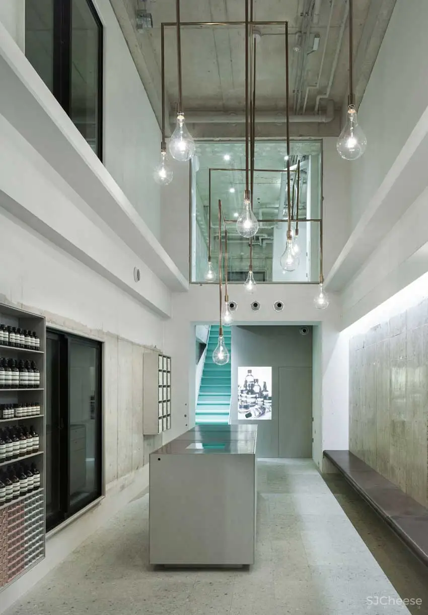 Aesop Kyoto Kawaramachi Store .