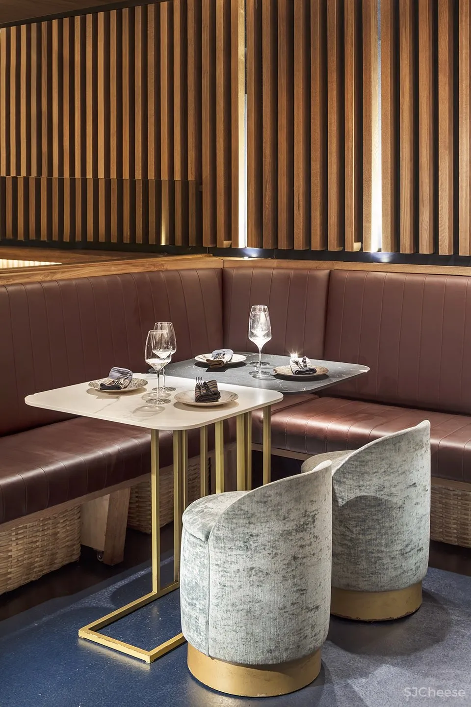 深绿色港口风餐厅酒吧，西班牙 EL EQUIPO CREATIVO