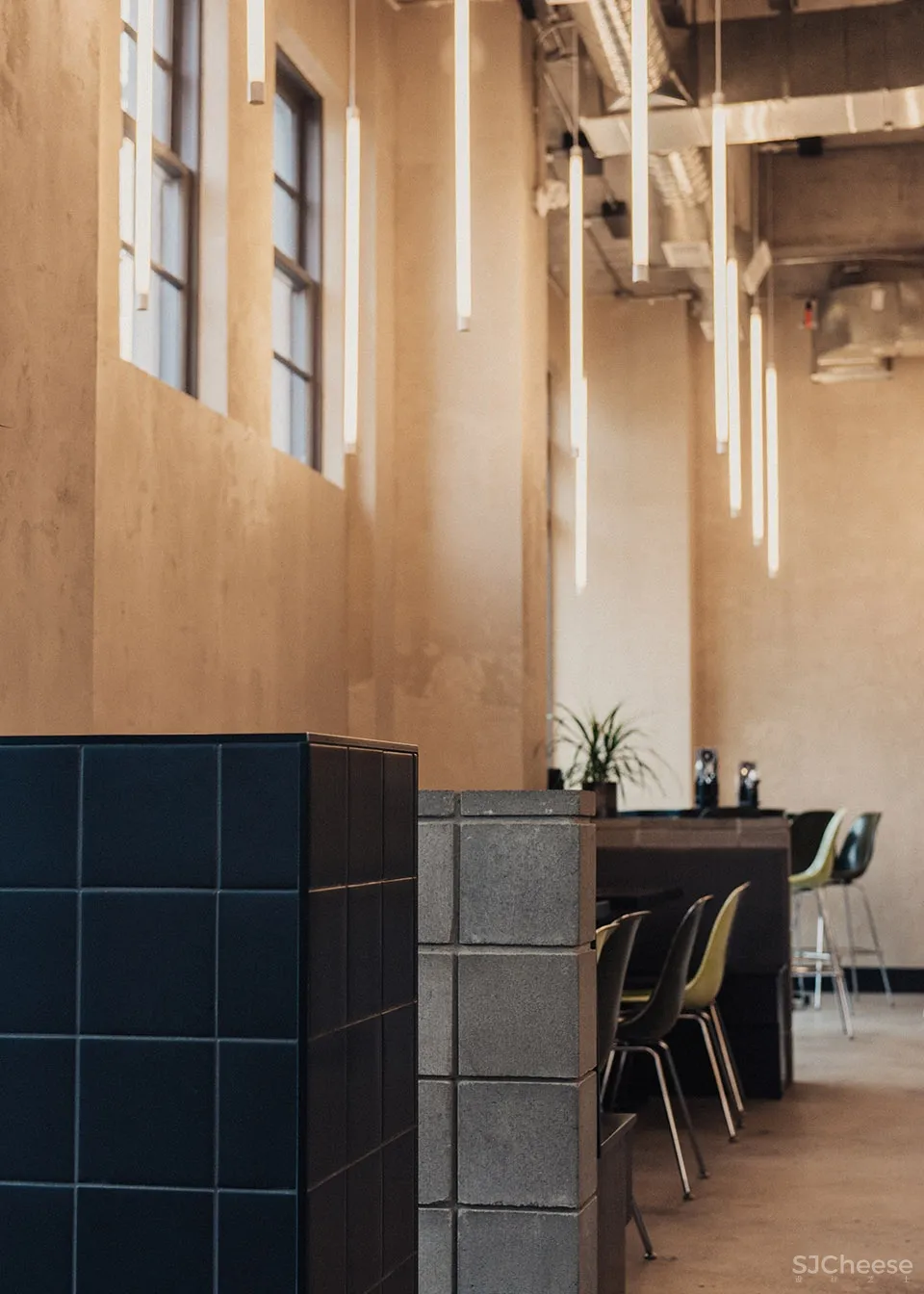 高级的轻食餐厅设计,朴实自然却又质感十足 September and Interiors