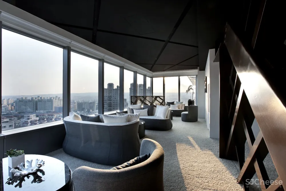 黄金旭 诺本蕬健发中心