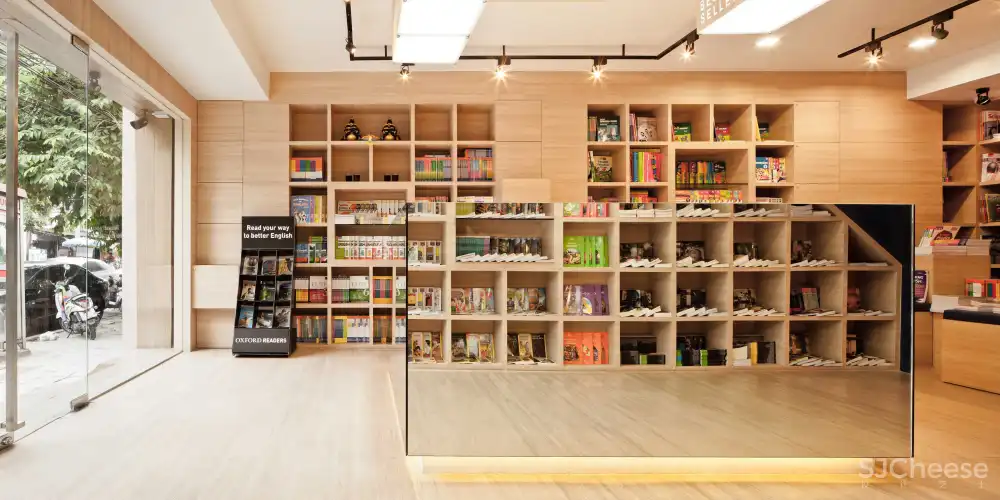 por wor inter bookstore