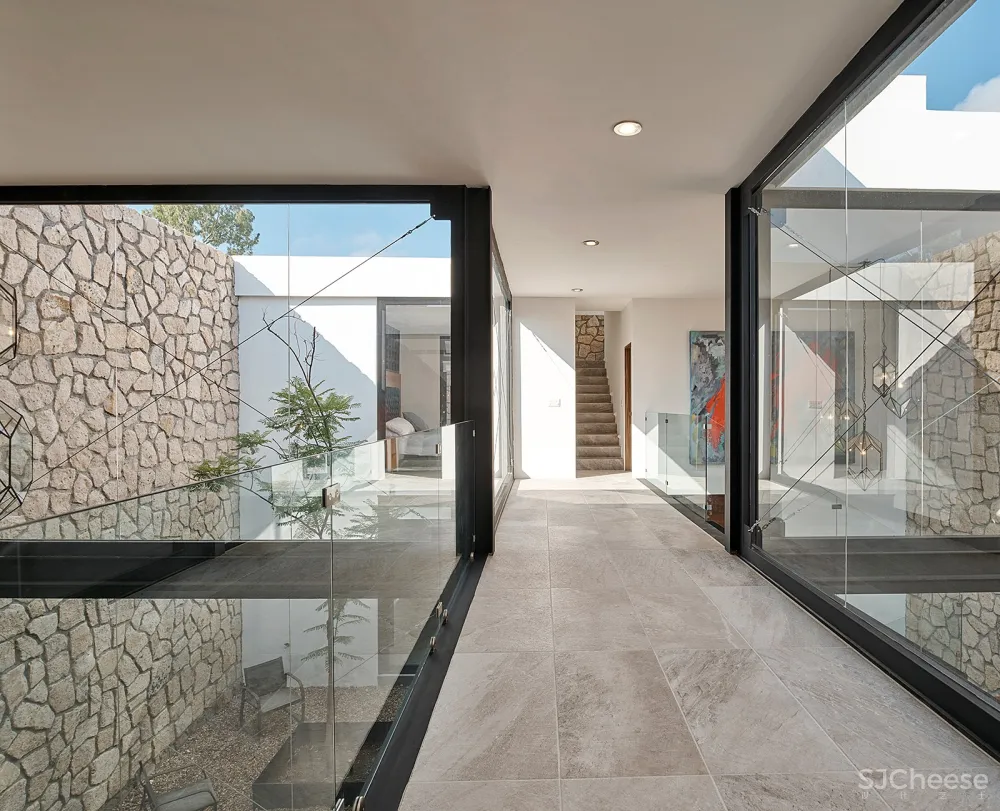 PI设计大奖 瓷砖住宅工程创新应用奖 :天顶之家 Casa Cenit