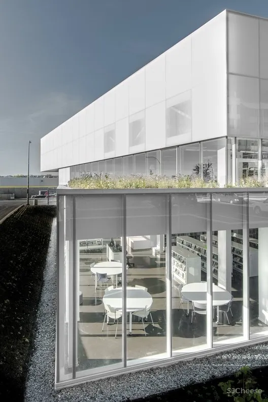 索尔•贝娄图书馆 Chevalier Morales Architectes