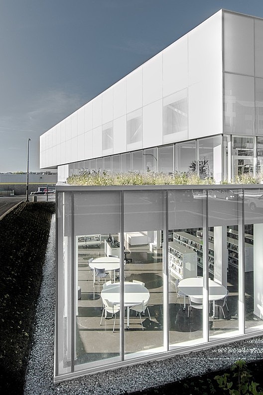 索尔•贝娄图书馆 Chevalier Morales Architectes