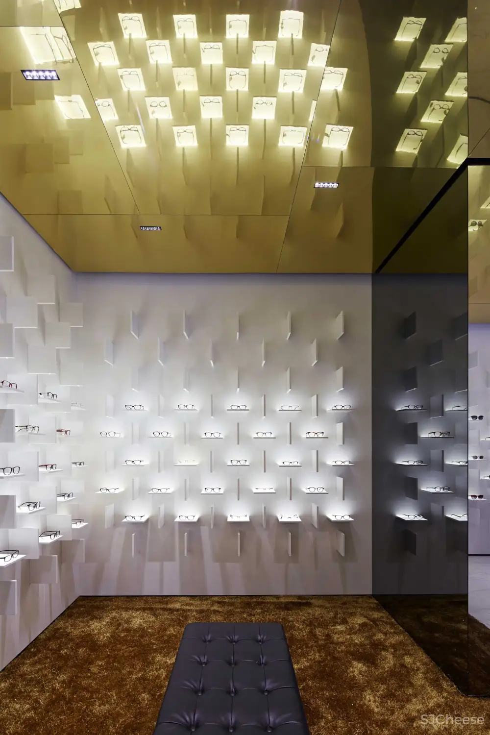 Bolon Eyewear Flagship Store by Ippolito Fleitz