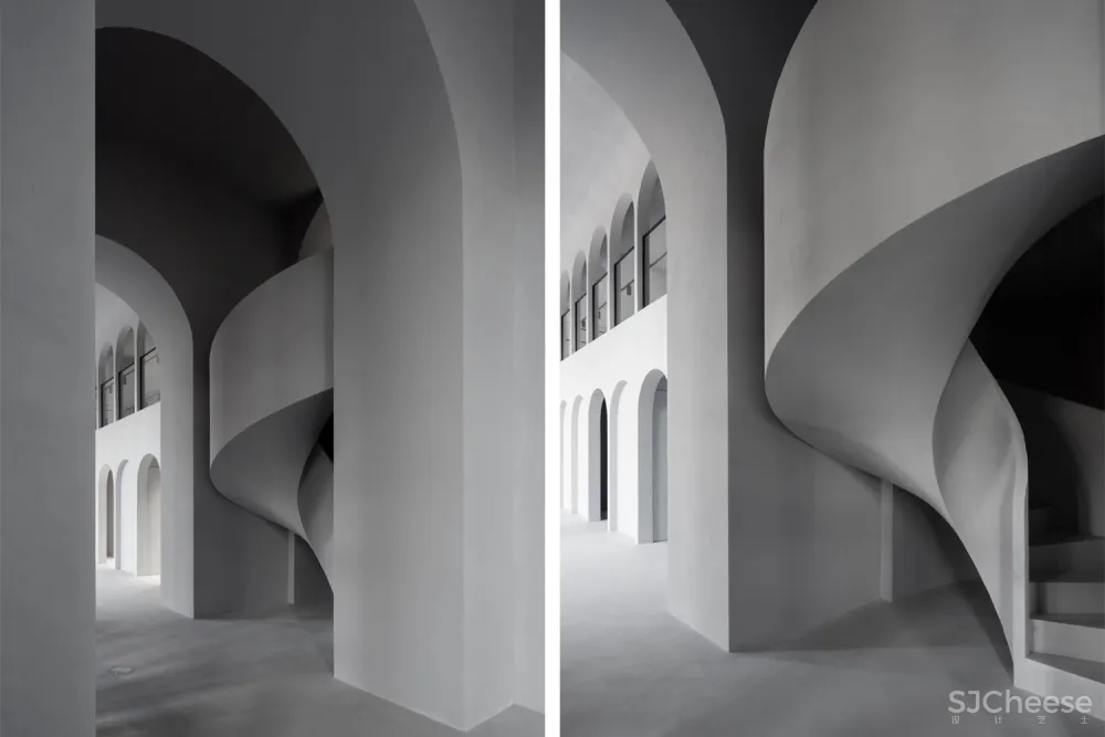 900㎡莫斯科·高端品牌RASARIO精品店设计 Architectural Bureau WALL