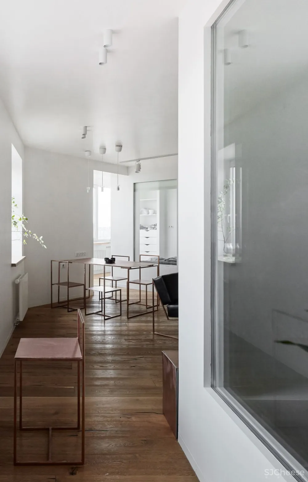 远离喧嚣·莫斯科极简住宅 Ruetemple Studio