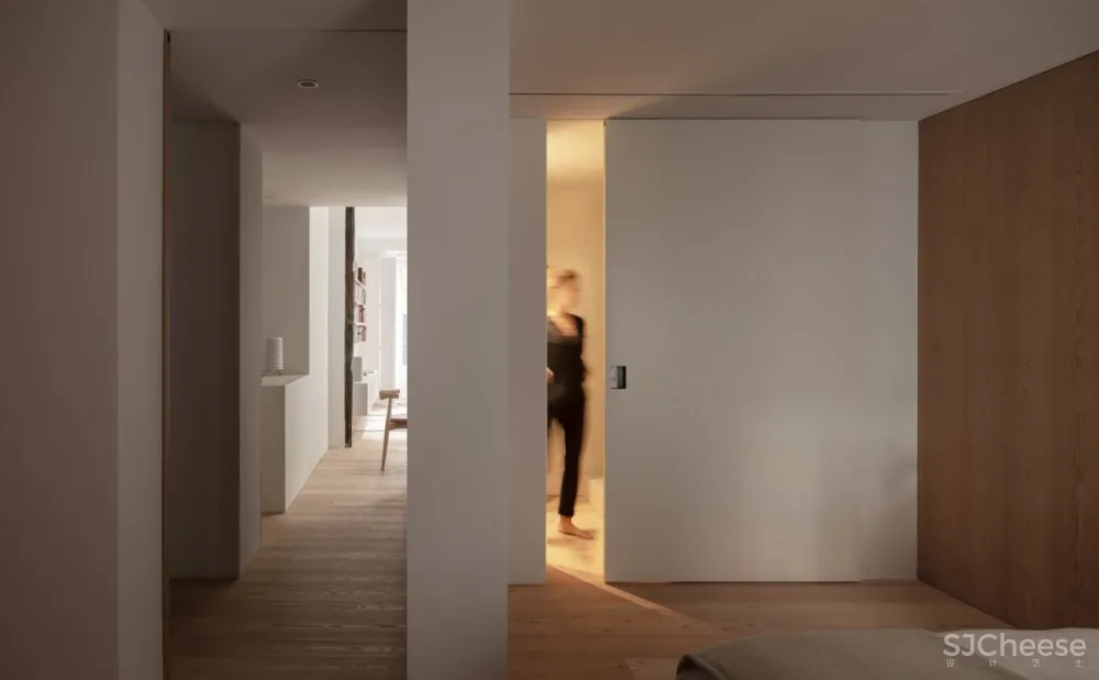 Francesc Rifé | Ana Apartment , 西班牙极简公寓